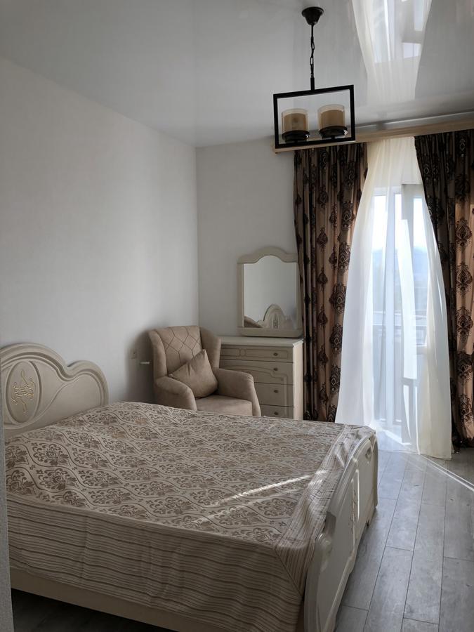 Lilu Hotell Tbilisi Exteriör bild