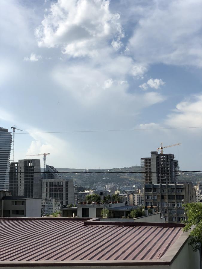 Lilu Hotell Tbilisi Exteriör bild