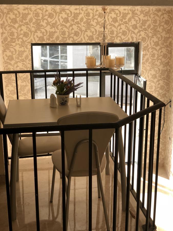 Lilu Hotell Tbilisi Exteriör bild
