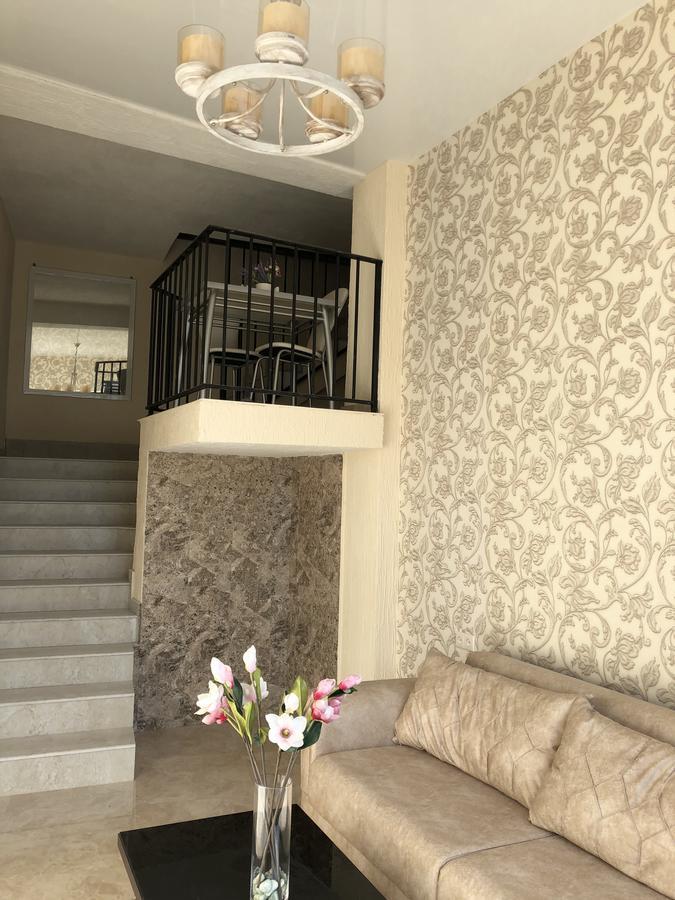 Lilu Hotell Tbilisi Exteriör bild