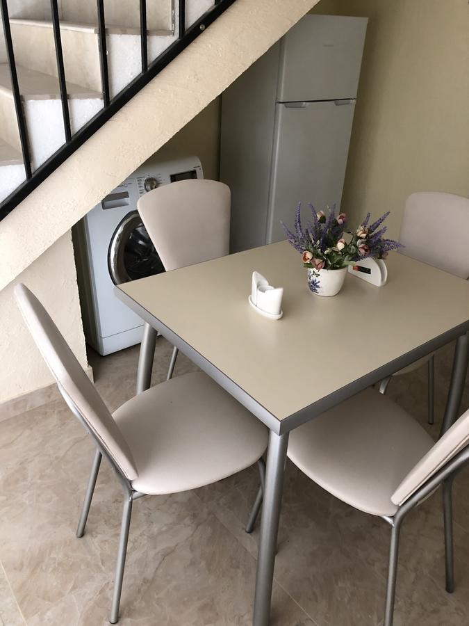 Lilu Hotell Tbilisi Exteriör bild